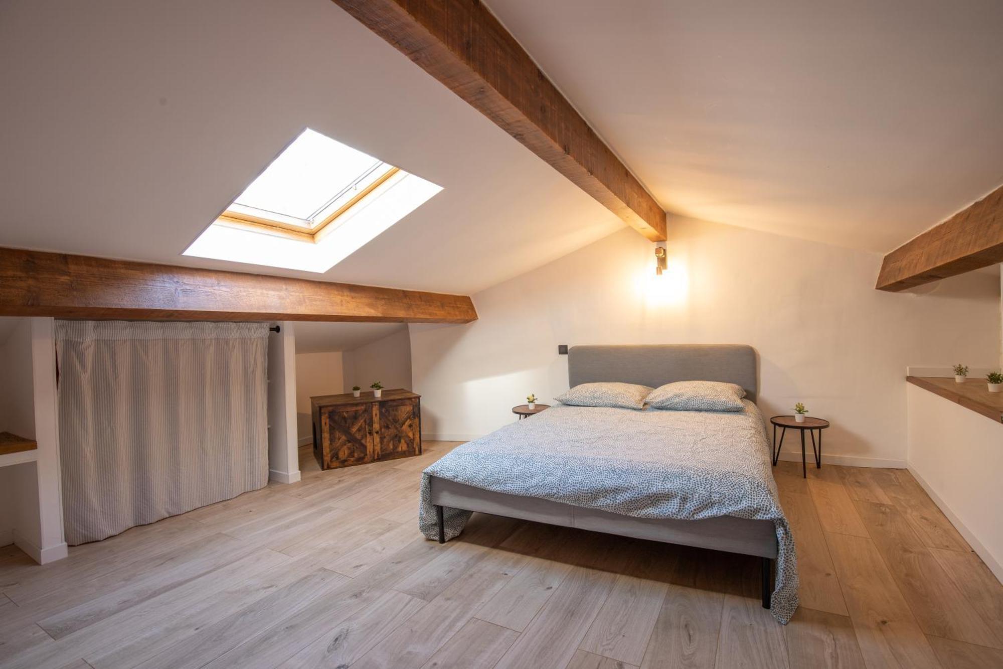 Le Duplex - Hypercentre - Wifi Apartment Carpentras Ngoại thất bức ảnh