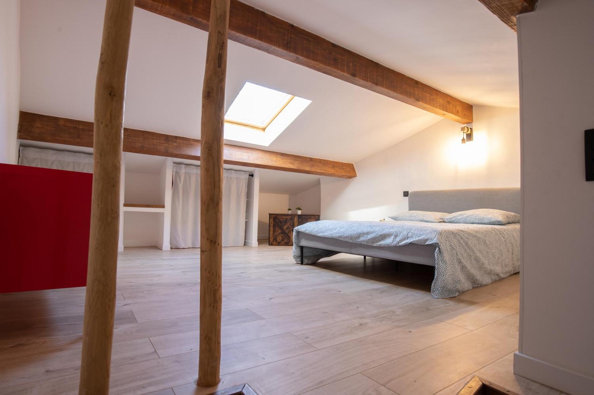 Le Duplex - Hypercentre - Wifi Apartment Carpentras Ngoại thất bức ảnh